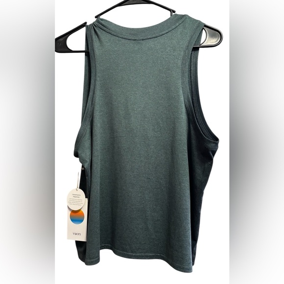 Vuori Energy Top Women’s Size Large Green Sleeveless Performance Tank NWT - Picture 4 of 6